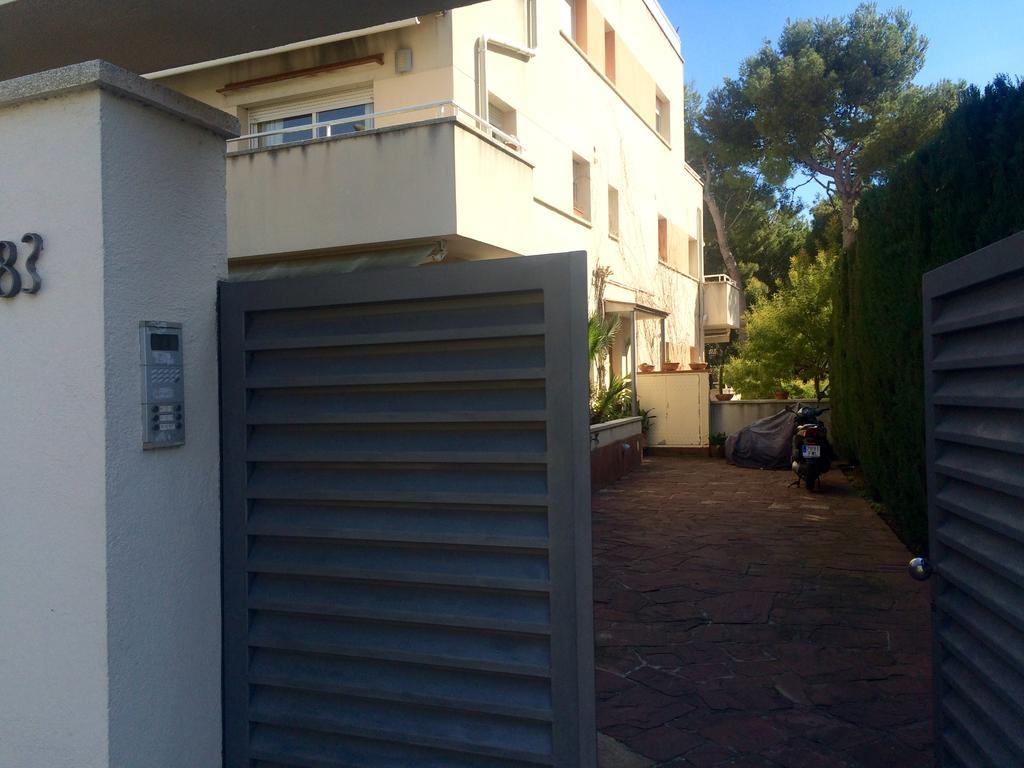 Apartaments Villa Conchi 锡切斯 外观 照片